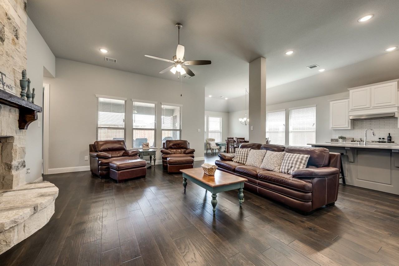 2016 Eagle Blvd - Photo 6 of 35