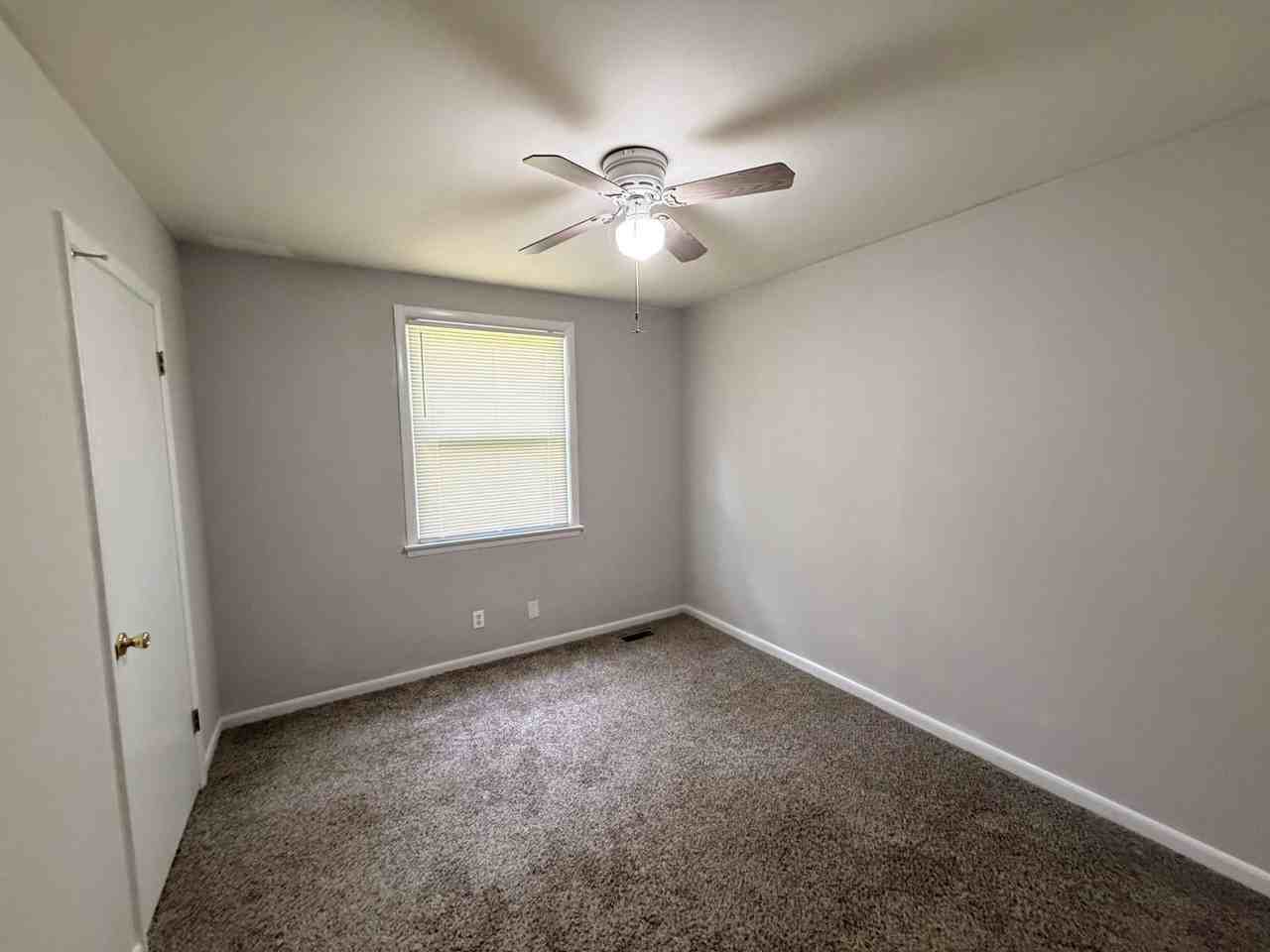 1911 Wren St - Photo 7 of 16