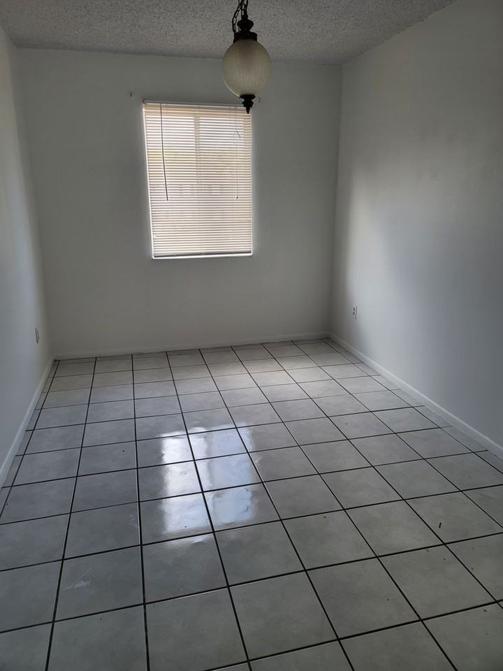 4020 Cortez Dr - Photo 5 of 16