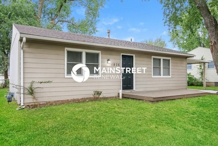 1806 N Vista St - Photo 4 of 16