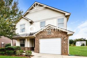 featured image of 6672 Woodford Ln