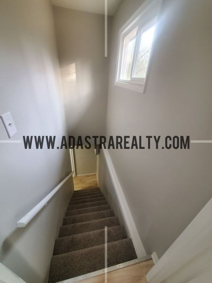 3444 N 59th St - Photo 4 of 16