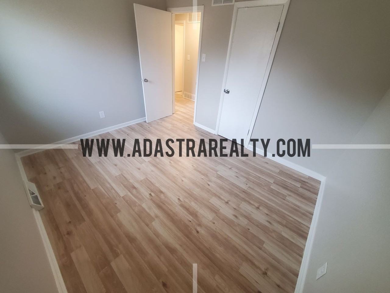 3444 N 59th St - Photo 7 of 16