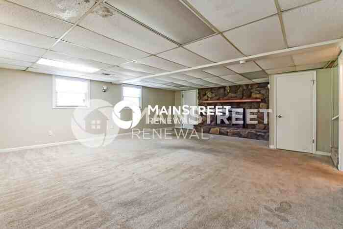 2874 Preston Dr - Photo 5 of 18