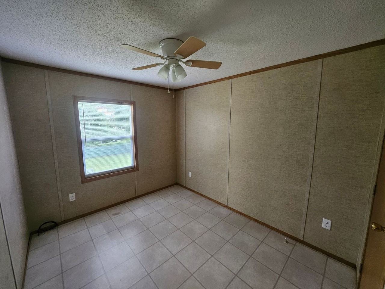 127 Lonesome Hill Rd - Photo 5 of 18