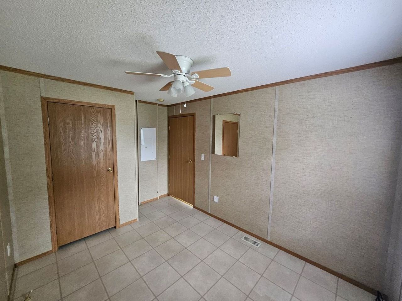 127 Lonesome Hill Rd - Photo 6 of 18