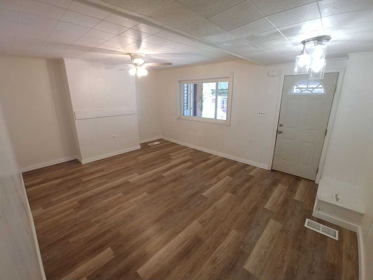 110 Dilworth St - Photo 2 of 7