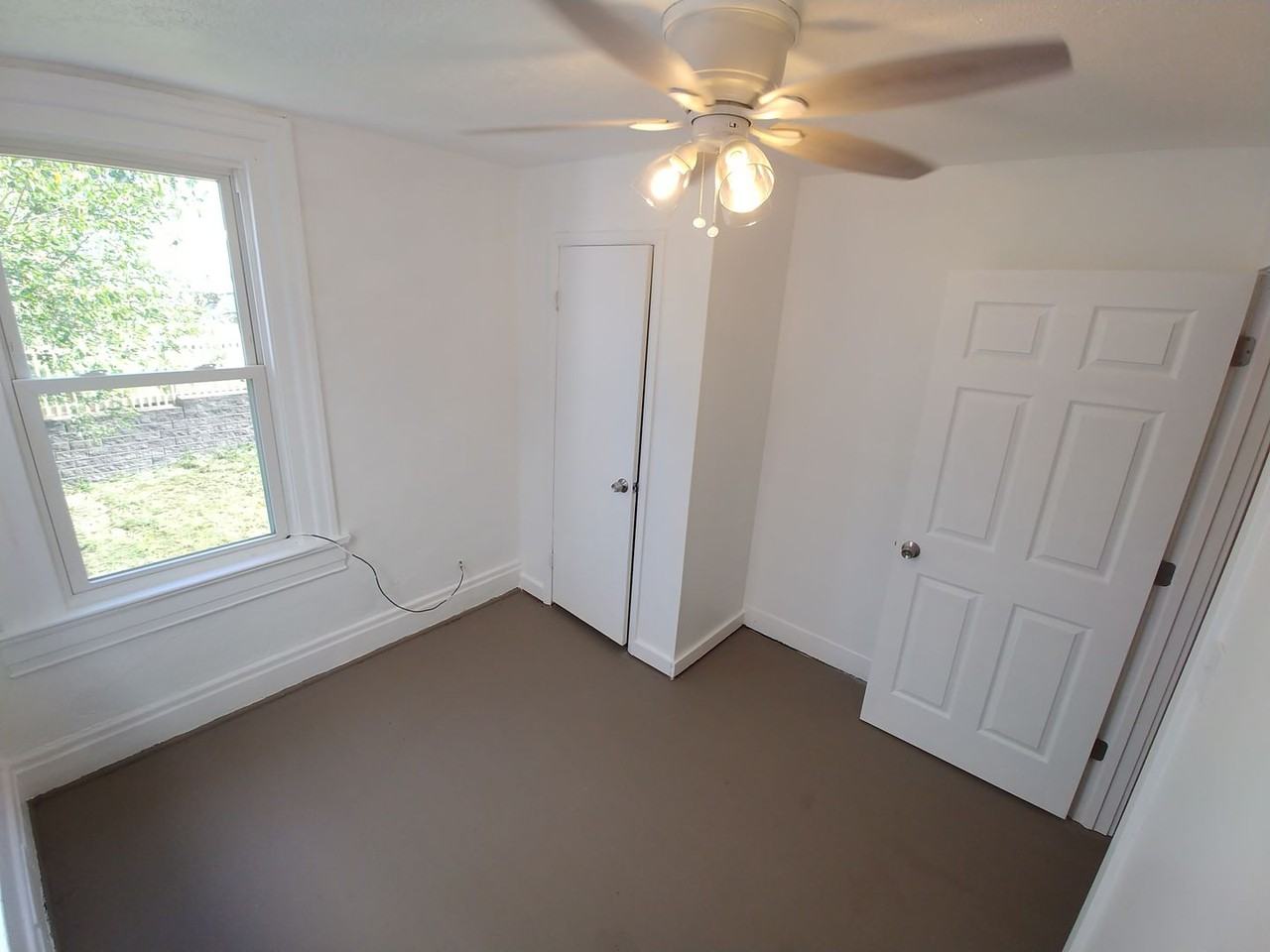 110 Dilworth St - Photo 6 of 7