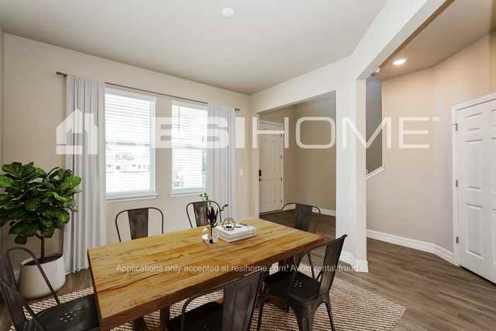 1687 Rookery Rd - Photo 5 of 18