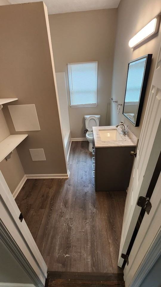 723 W Victory Dr - Photo 4 of 29