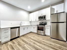 featured image of 501 W Mulberry St