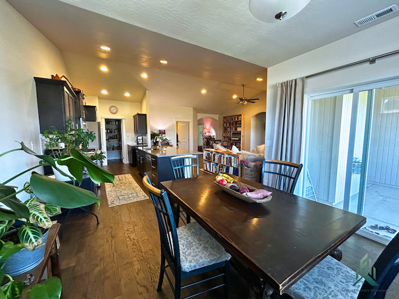 2763 Essex Ave Nw - Photo 6 of 15