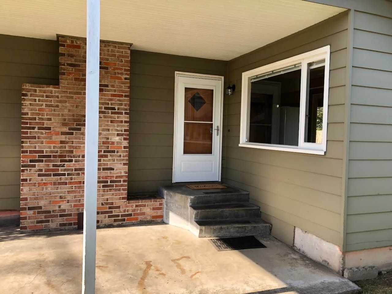 7855 Sw 67th Ave - Photo 2 of 18
