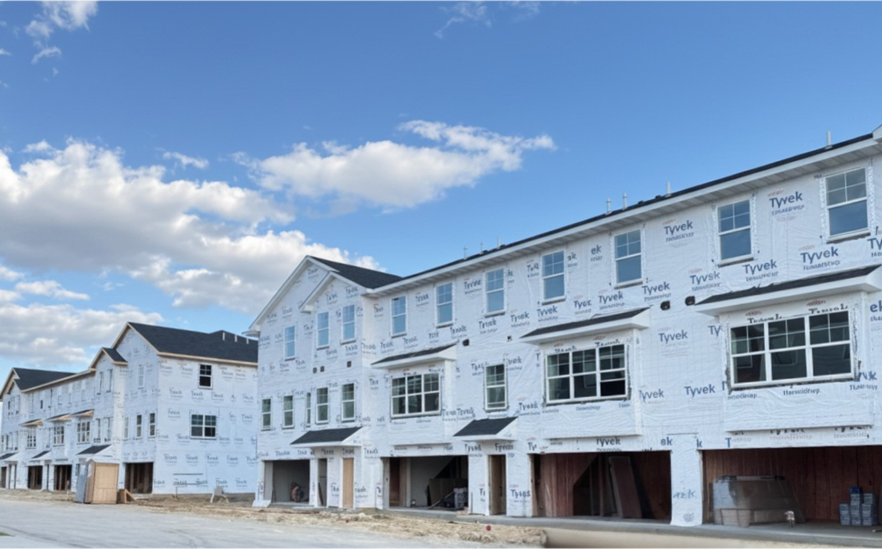 Big Ben Townhomes – Brand New 2 & 3 Bedroom Townhomes | Attached 2 - Photo 5 of 15