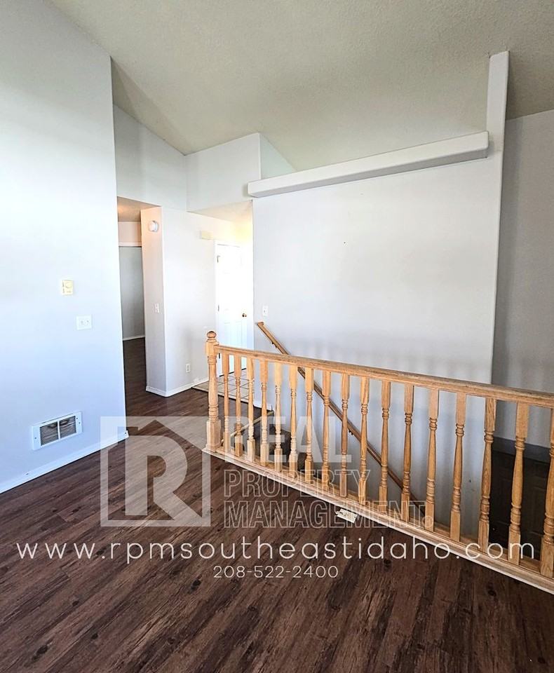 2801 E Chasewood Dr - Photo 7 of 33
