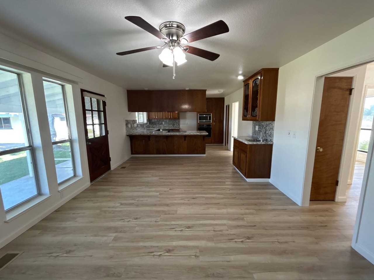 10680 Cleveland Ave - Photo 3 of 41
