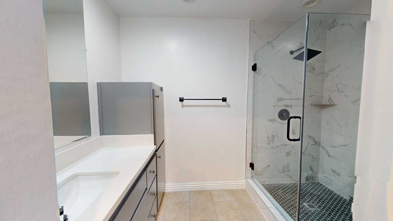 2272 Orangewood Pl - Photo 6 of 14