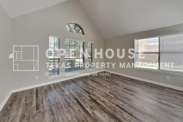 3806 Village Oaks Dr - Photo 4 of 25