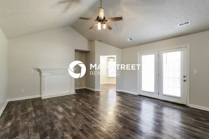 4236 Silver Glade Trl - Photo 2 of 17