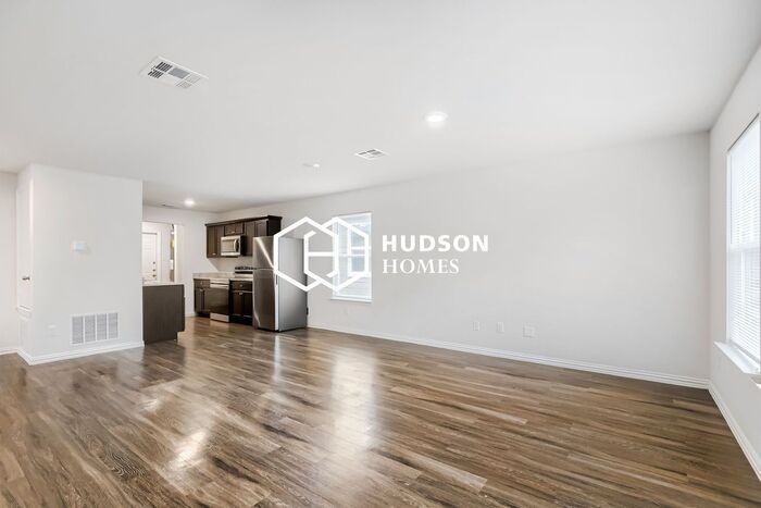 518 S Knob St #B - Photo 5 of 16
