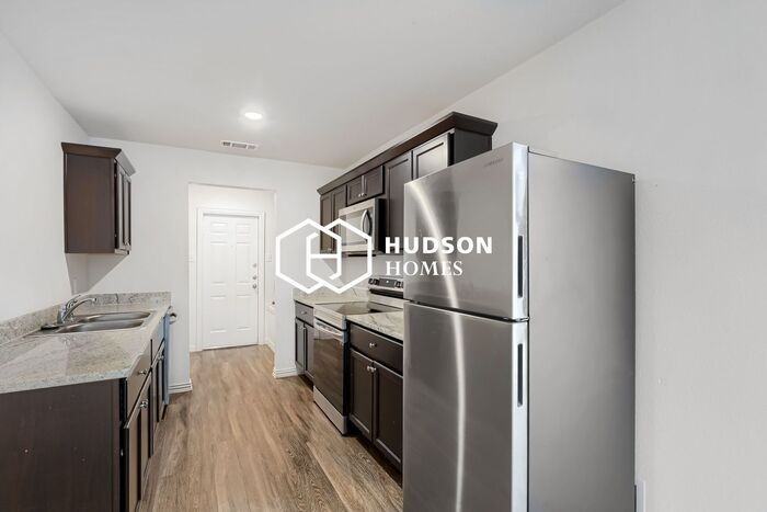 518 S Knob St #B - Photo 6 of 16