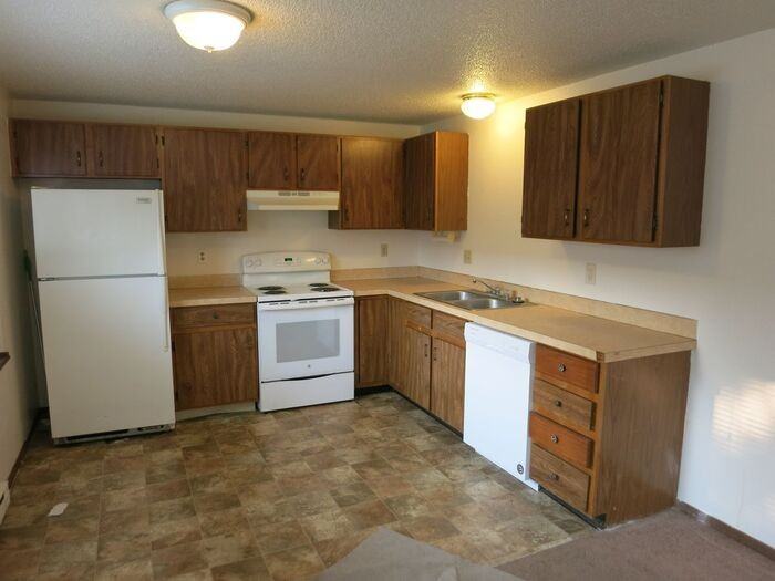 1117 E 5th St #1117 - Photo 2 of 9