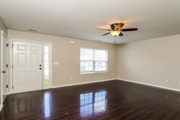 106 Spring Dove Ln - Photo 5 of 14