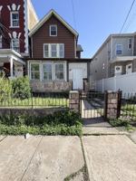 featured image of 1069 Mary St
