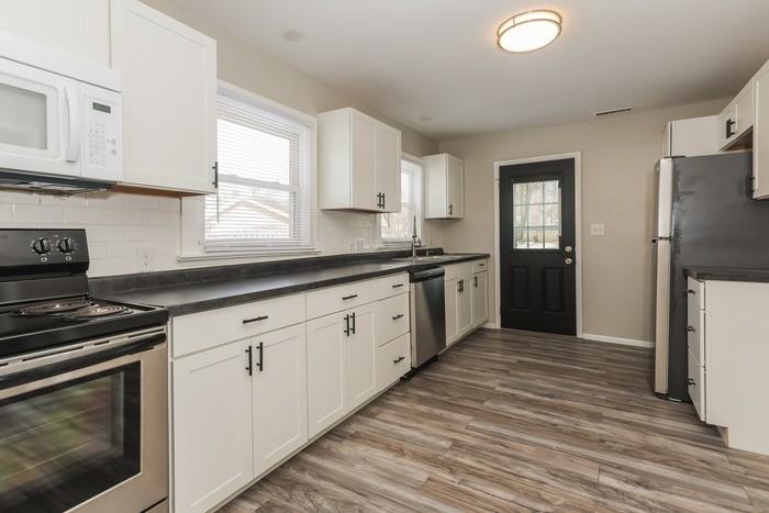 28 S 6th St - Photo 3 of 12