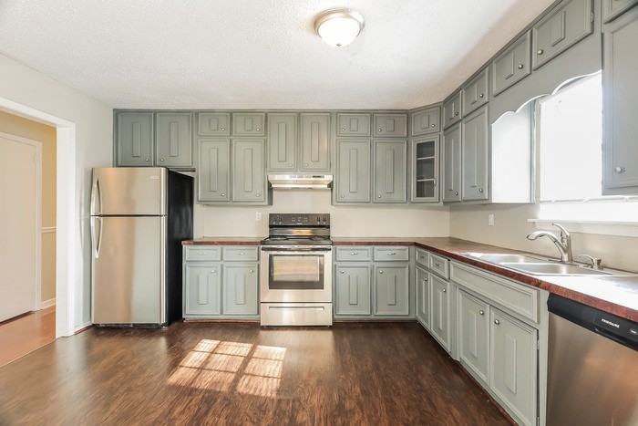 345 Saint John Rd Nw - Photo 6 of 12