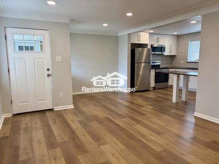 3614 N Monaco Street Pkwy - Photo 4 of 14