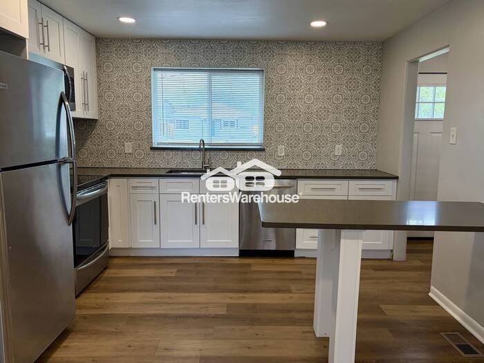 3614 N Monaco Street Pkwy - Photo 5 of 14