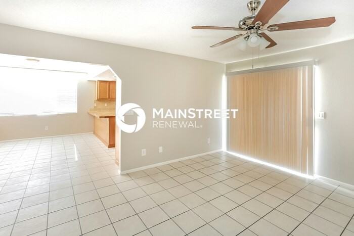 7102 W Carol Ave - Photo 4 of 16