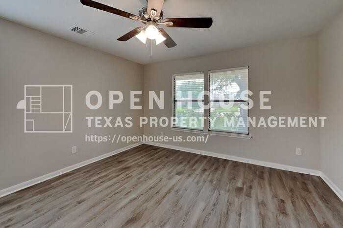 16218 Range Valley Ln - Photo 4 of 22