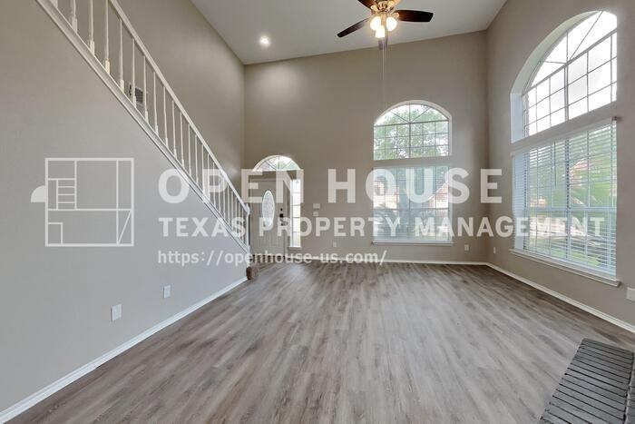 16834 Scenic Gardens Dr - Photo 4 of 20
