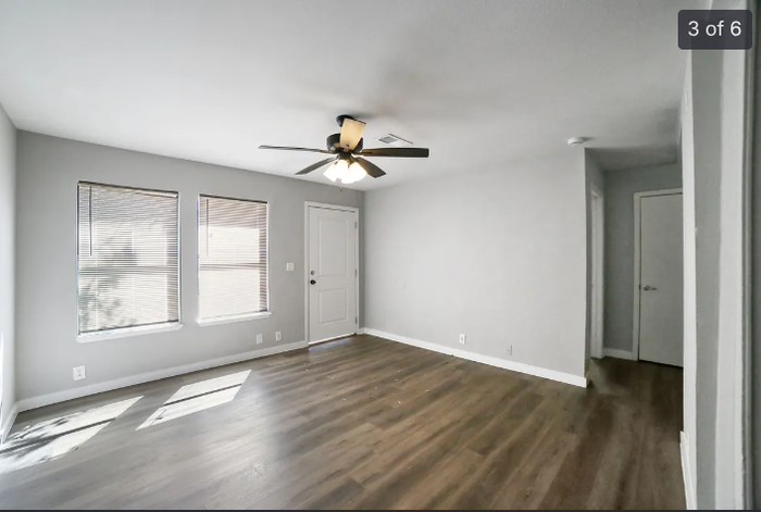 425 San Blas - Photo 2 of 6