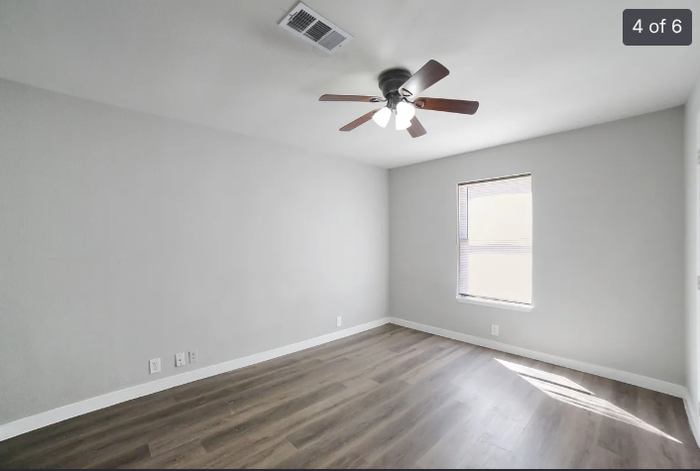 425 San Blas - Photo 6 of 6