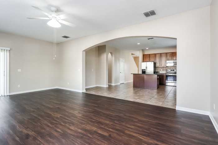 2420 Plantation Oak Dr - Photo 6 of 17
