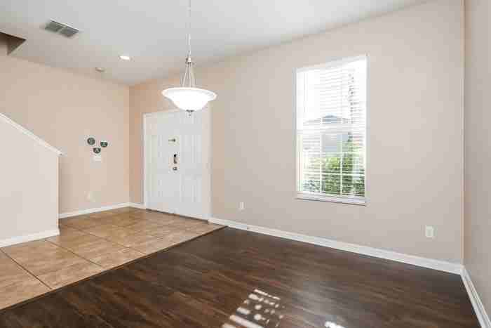 2420 Plantation Oak Dr - Photo 7 of 17