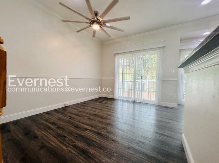 3951 Hartlake St - Photo 6 of 22