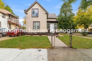 800 27th Ave Ne - Photo 1 of 1