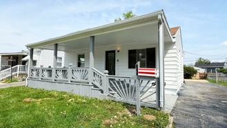 706 Fletcher Ln - Photo 1 of 1