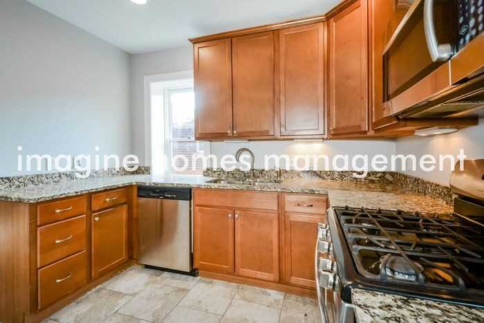 3325 Shenandoah Ave - Photo 6 of 17