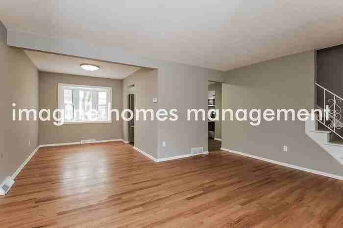 6695 Glenallen Ave - Photo 4 of 18