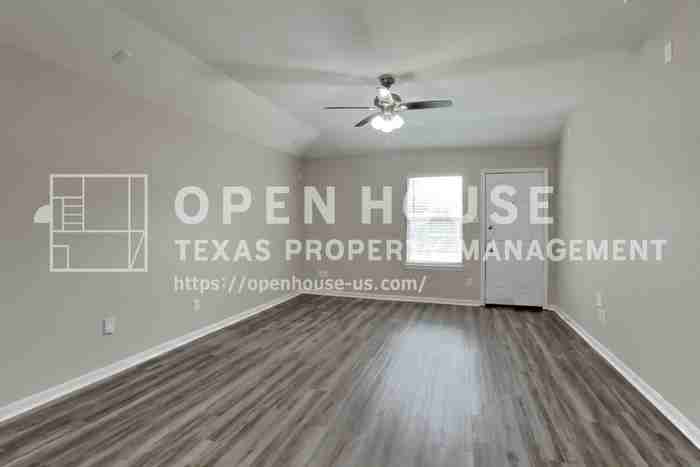 32411 Cross Spring Park Ln - Photo 4 of 22