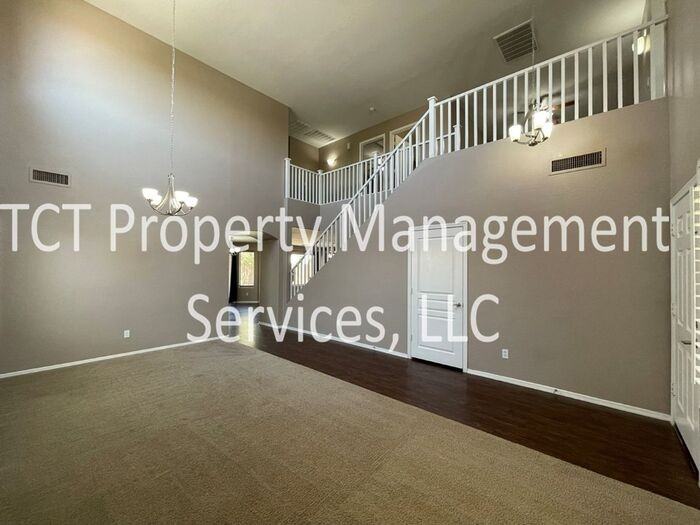 2424 W Saint Kateri Dr - Photo 3 of 18
