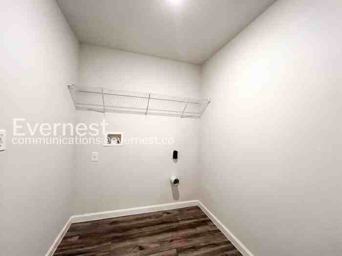 33 Peninsula Ln - Photo 6 of 25