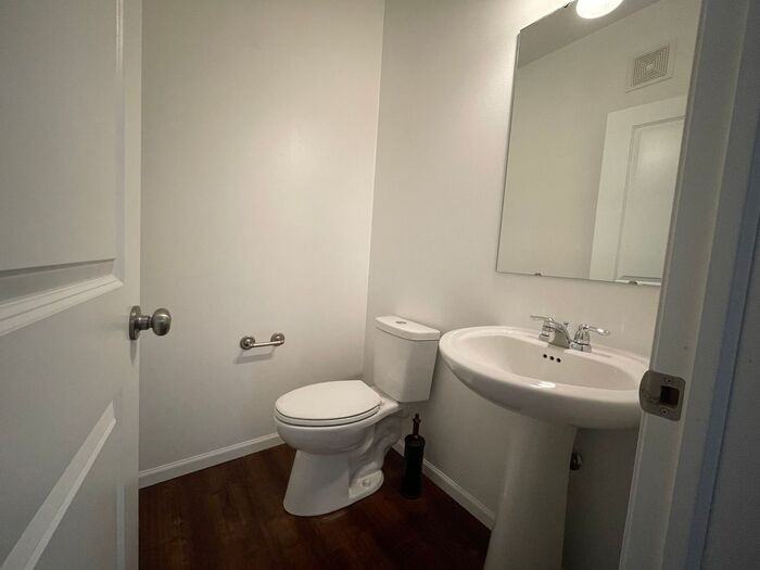 463 Cambria Dr - Photo 5 of 11
