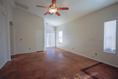 15099 S Theodore Roosevelt Way - Photo 4 of 28