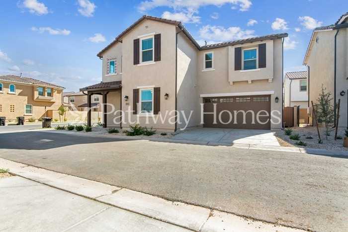 9915 E Tiburon Ave - Photo 2 of 29